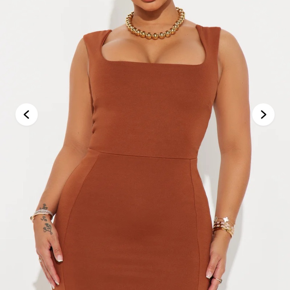 Elegant Brown Midi Dress - Picture 2 of 3